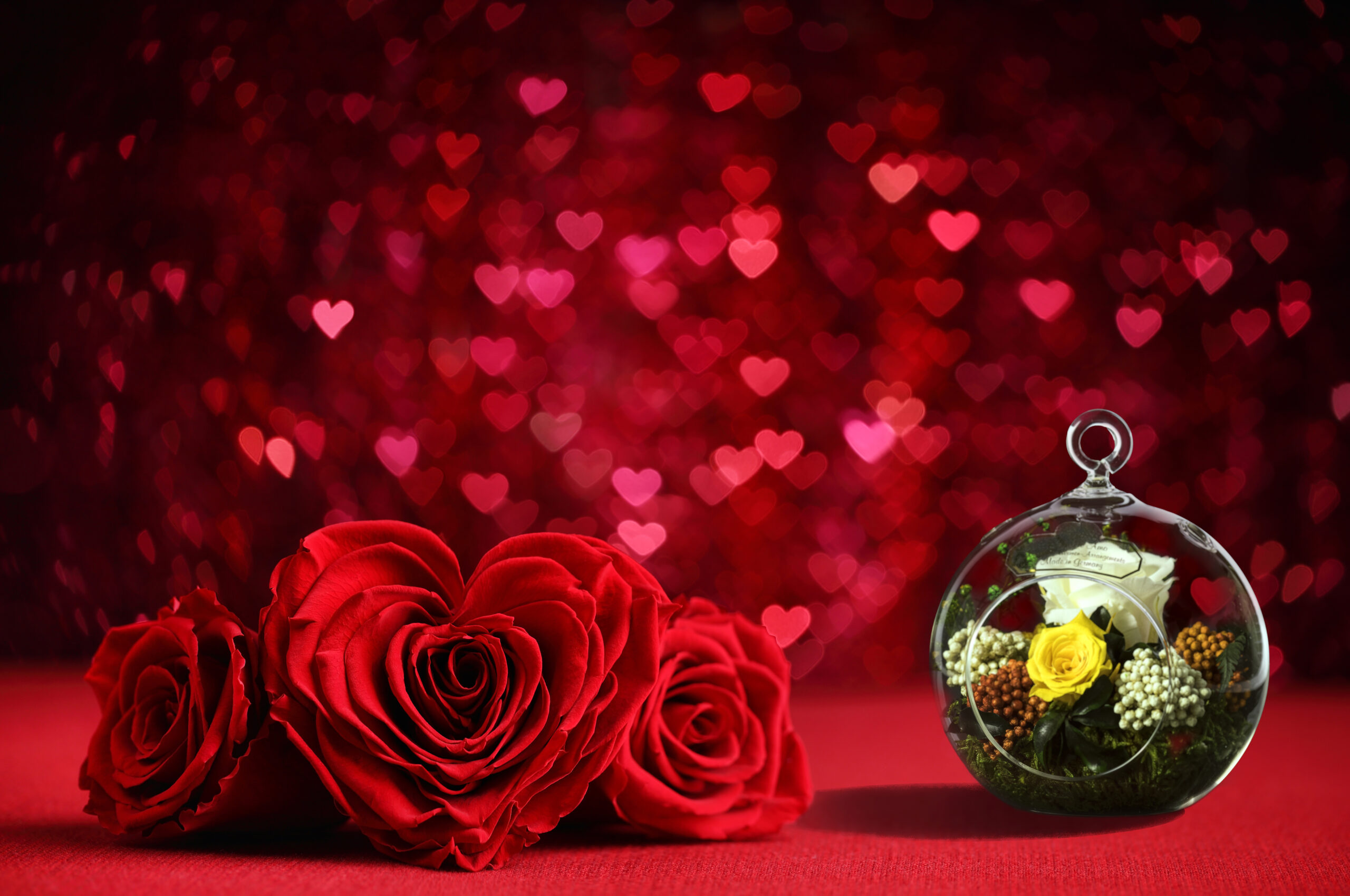 ewige Rosen kaufen
Echte Rose im Glas weiße und gelbe Rosen